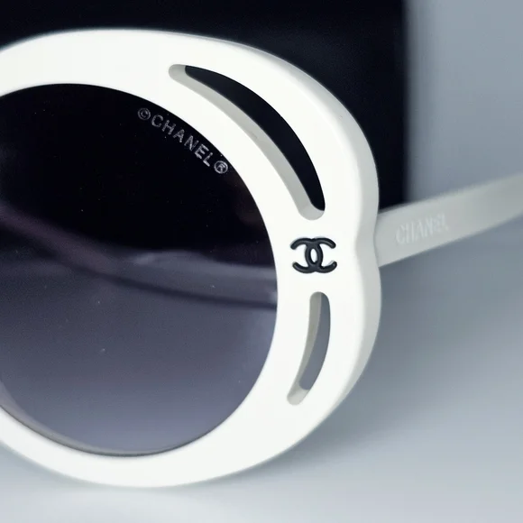 Chanel white round sunglasses Chanel logo 71582A s1255 3N - Picture 5 of 16